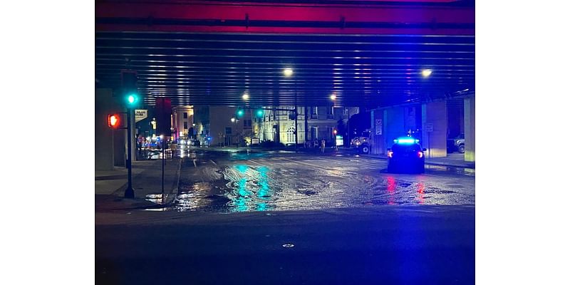 Crews work to repair water main break in downtown Springfield