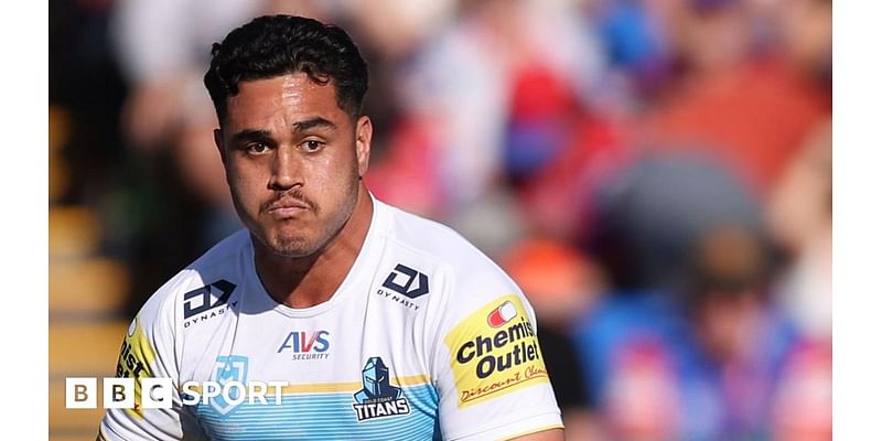 Keenan Palasia: Leeds Rhinos sign Samoa international from Gold Coast Titans