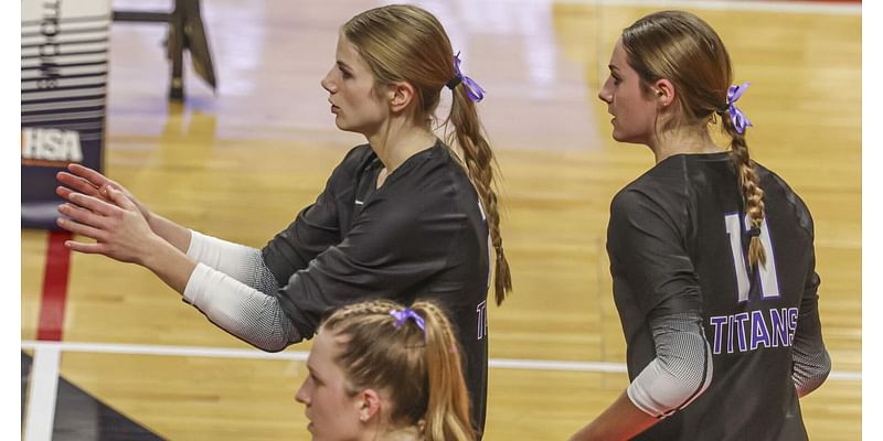 El Paso-Gridley finishes in fourth at the IHSA State Volleyball Tournament