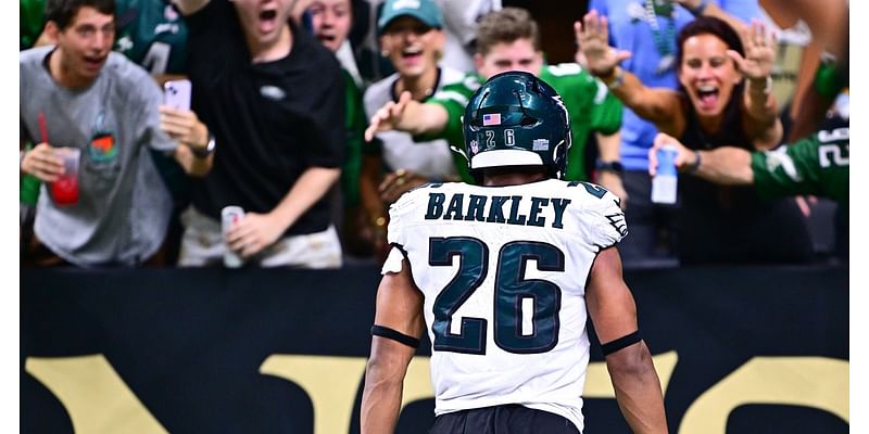 Saquon Barkley finds Eagles fans to celebrate 65-yard touchdown run