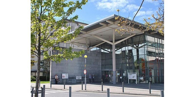 University Hospital Galway warns of pressure on ED and lack of beds as flu season begins