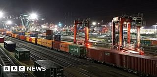 Southampton: Second rail service links ports