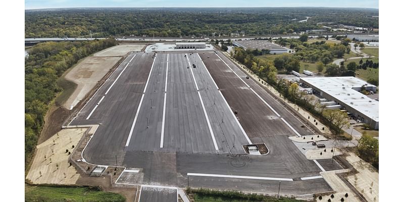 Illinois could soon have the country's largest truck stop