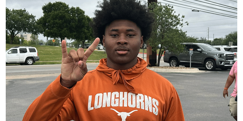 Stats and evaluations for defensive skill players in the 2025 Texas Longhorns recruiting class