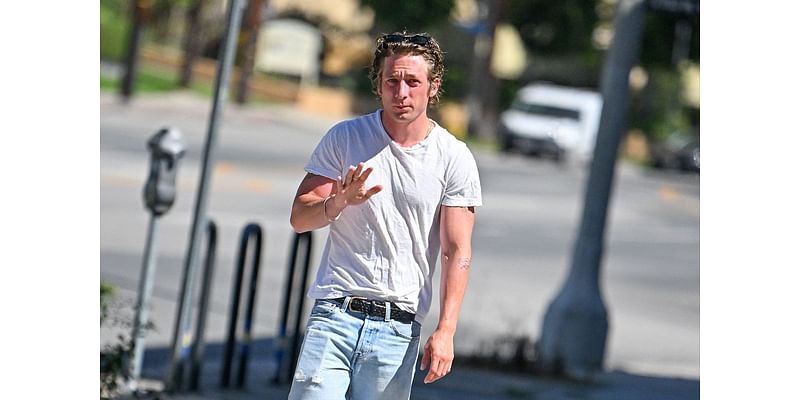 Winner of Jeremy Allen White look-alike contest awarded $50 and a pack of smokes