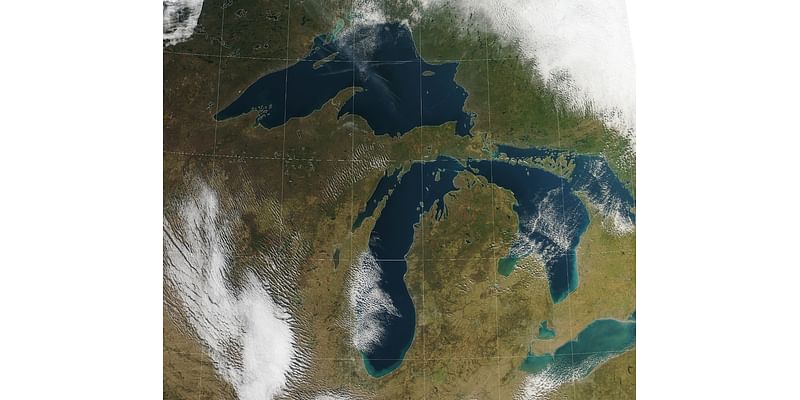 Great Lakes' water temperatures are very warm for November, still 60 degrees on one lake