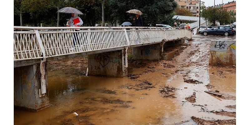 Heavy rain threatens Valencia, Spain, after deadly flash flooding, weather officials say