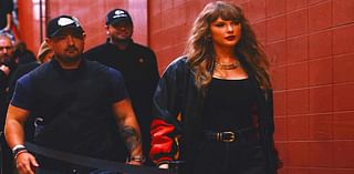 Taylor Swift watches Travis Kelce and the Chiefs play Buccaneers