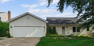 3 Bedroom Home in McHenry - $330,000