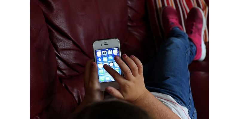 Academy trust removing access to smartphones from pupils