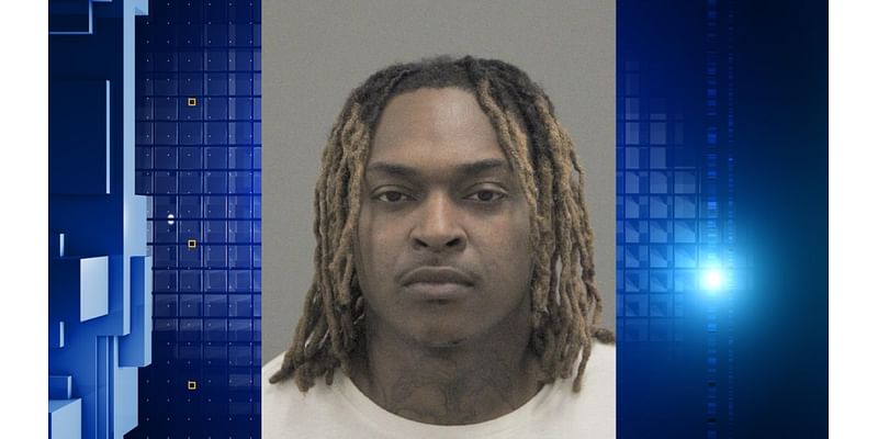 Police: Felon affiliated with the ‘gangster disciples’ pulled over with firearms, cannabis