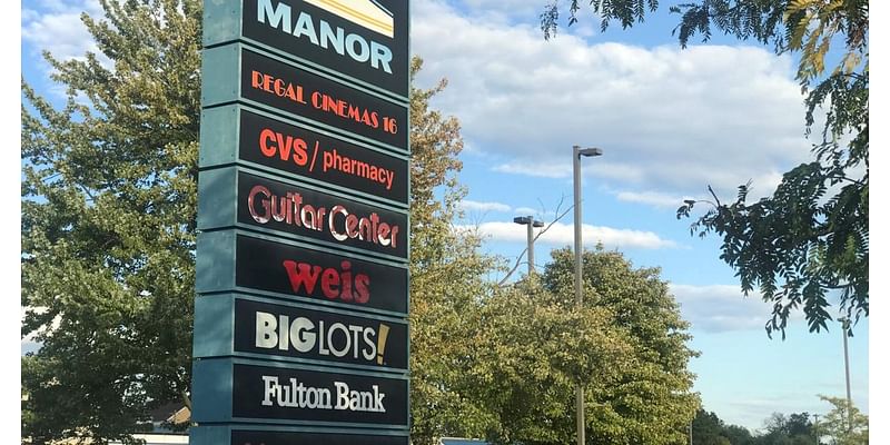 Power outage near Manor Shopping Center leaves hundreds without power, delays some schools [update]