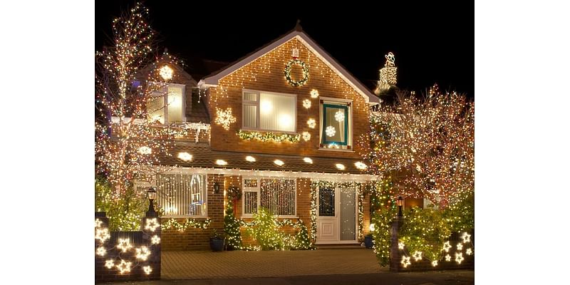 Where Are The Best Holiday Lights In La Mesa?