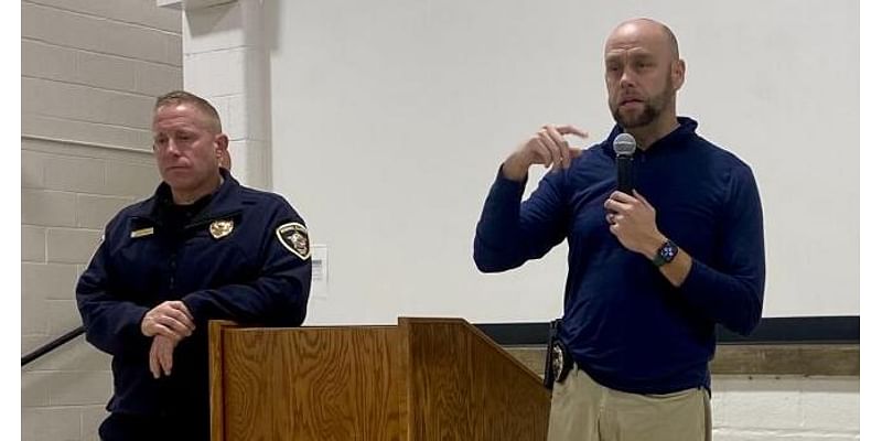 Normal officials, police host forum on gun violence, public safety