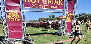 Roseville’s Robert Mechura wins 38th annual Roy Griak Invitational