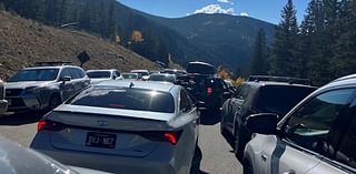 Mountain residents frustrated with illegal parking, blocked roads during leaf viewing