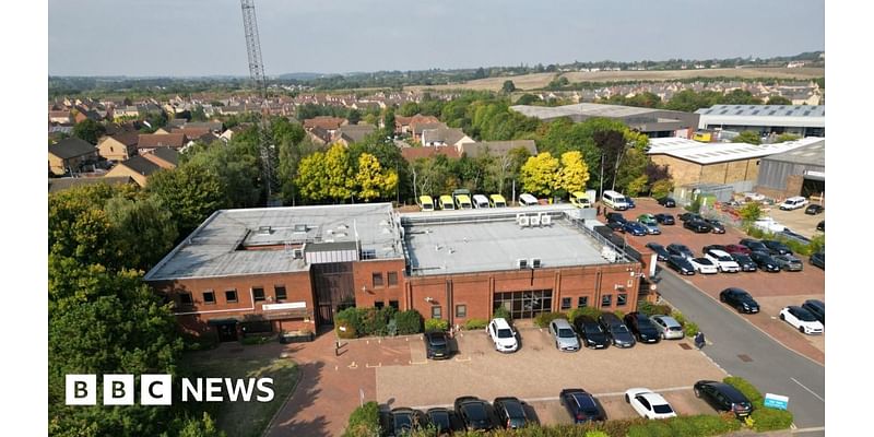 Bedford ambulance 999 call centre at risk of closure