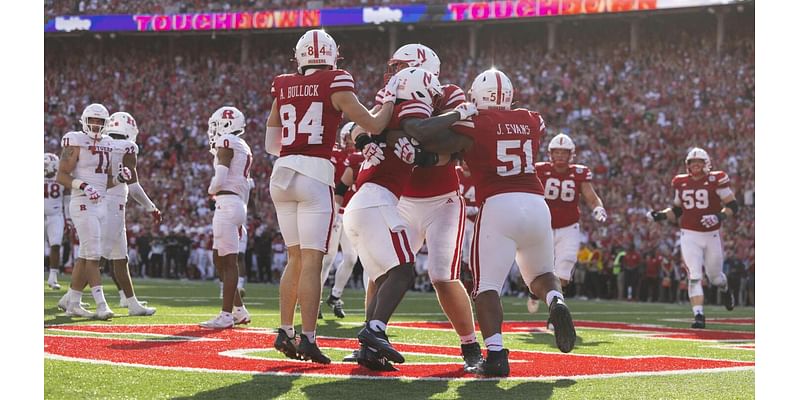 Cornhuskers beat the heat and then Rutgers 14-7 to move within a win of bowl eligibility