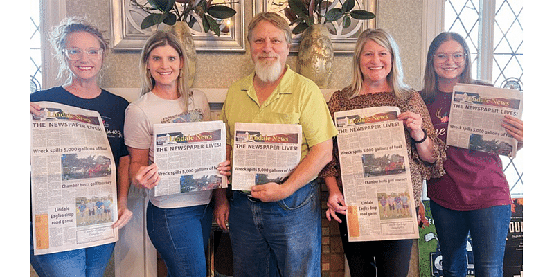 Lindale newspaper returning to print, to update website thanks to nonprofit