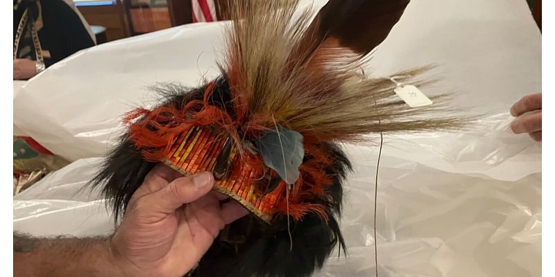 Oglala Sioux Tribe receives two 19th century headdresses from museum in Barre, Mass.