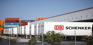 Deutsche Bahn Union to Vote Against Schenker Sale, FAZ Says