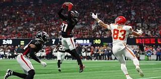 Social media reacts to Justin Simmons intercepting Patrick Mahomes for the sixth time