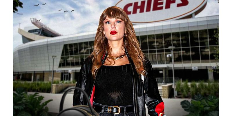 Taylor Swift arrives at Arrowhead for Chiefs-Buccaneers game