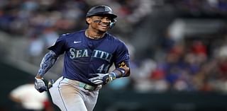 Mariners, still in playoff chase, visit Rangers again