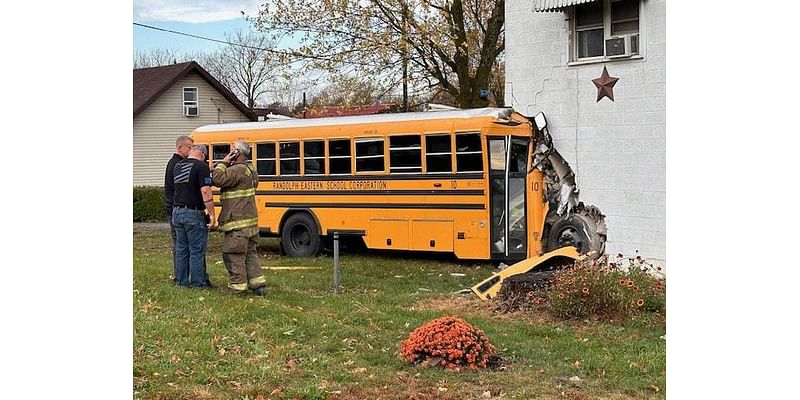 3 students hurt after school bus driver experiences medical episode, crashes into house