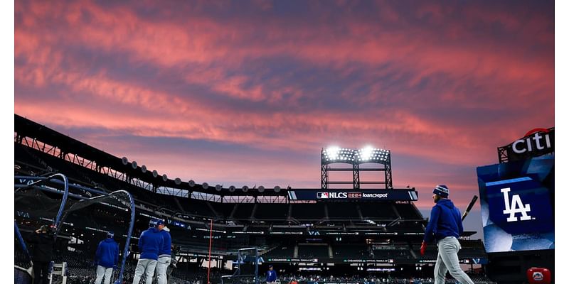 Mets Colors Light Up Sky in Viral Photo Ahead of NLCS Game 4 vs. Dodgers