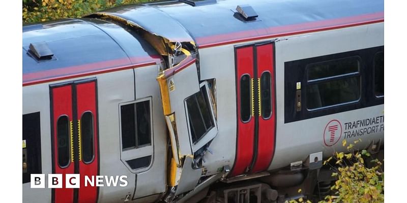 Powys rail crash: Both trains were moving, report reveals