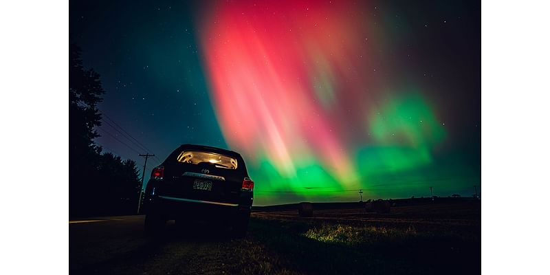 Why the northern lights look amazing in photos—and very dull in person.