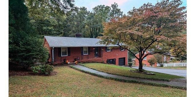 5 Bedroom Home in Morganton - $494,500