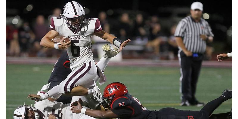 Prairie Ridge beats Huntley for 18th straight FVC victory