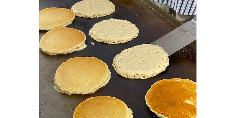 Community Pancake Breakfast To Benefit Newtown's Memorial Day Parade