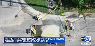 2 cars drive into deep pothole caused by water leak in southeast Houston, neighbors say