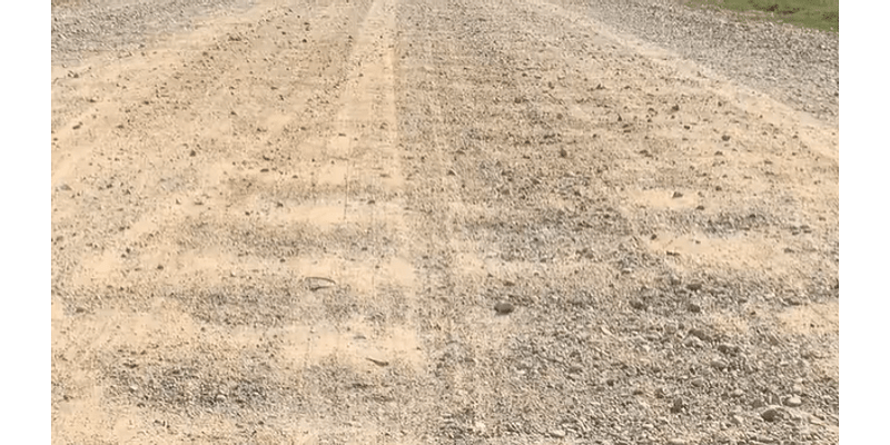 Dry conditions hurting rural gravel roads in Woodbury County