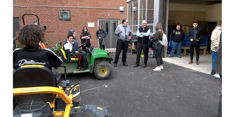 PA Secretary of Agriculture visits Erie schools to see progress on Farm to School initiative