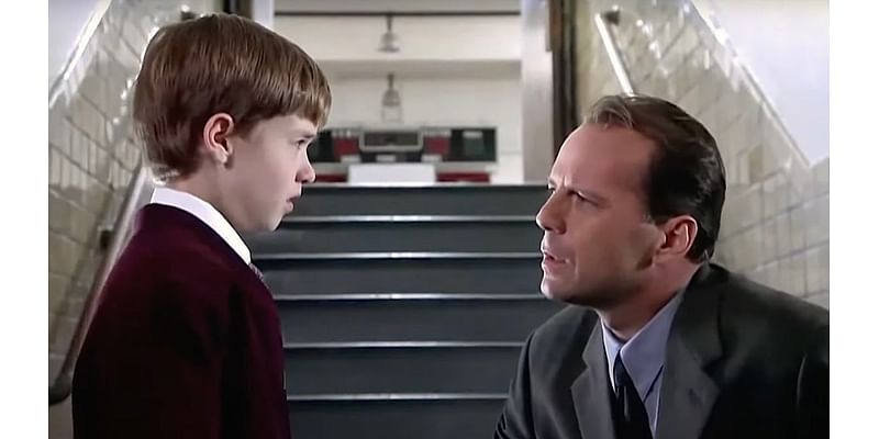 Bruce Willis’ The Sixth Sense Co-Star Haley Joel Osment Revealed The Sweet Ways He Kept In Touch With Him After The Film, And My Heart Is So Full