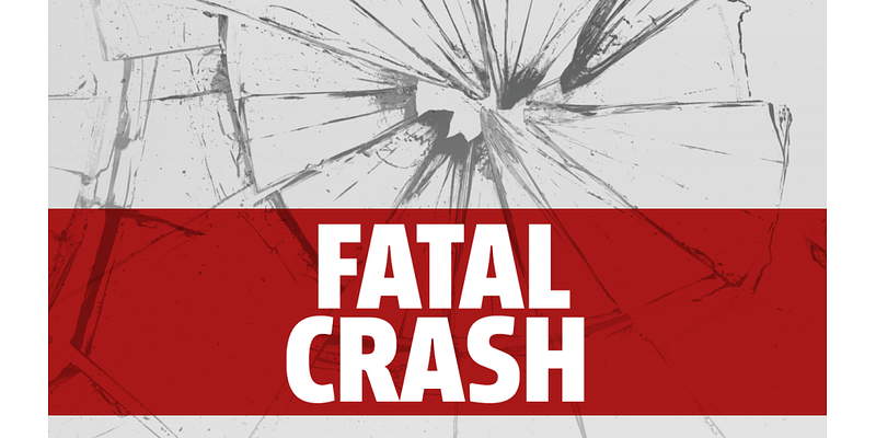 Three-car crash leaves one dead, one seriously injured in Clay County