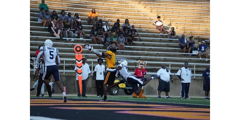 Grambling Defense Comes Up with 5 Turnovers, Tigers Cruise Past JSU 41-20