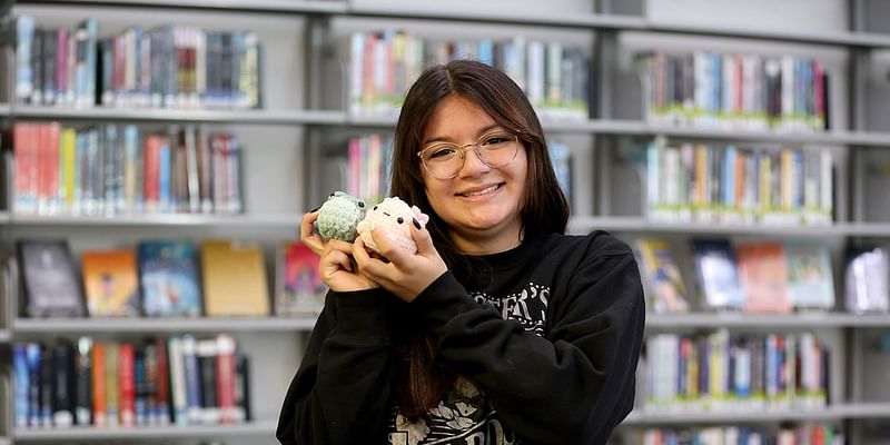 Grand Island senior turns crochet hobby into thriving business