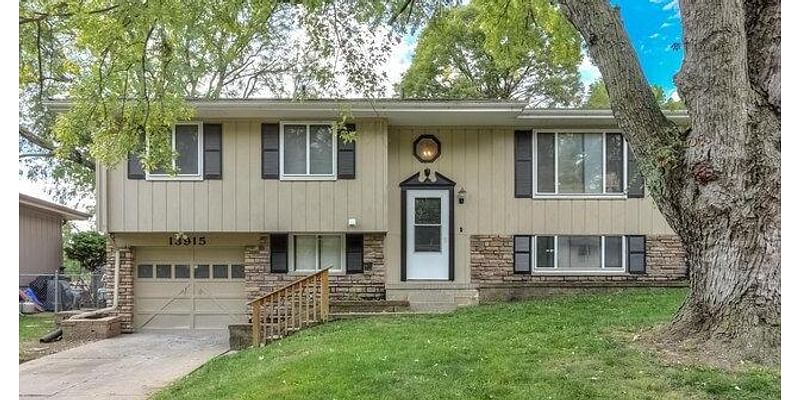 3 Bedroom Home in Omaha - $275,000