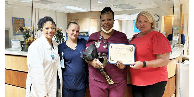 Gilmore receives BEE Award at UNC Health Rockingham for Extraordinary Patient Care