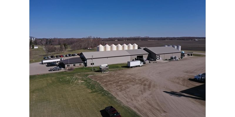 West Central Ag patrons weigh $200 million CHS offer and $250 million Arthur Companies offer