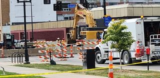 Natural gas line rupture in downtown Des Moines forces road closures, evacuations