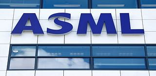 Exclusive-Samsung delays taking deliveries of ASML’s chip gear for its new US factory, sources say