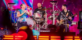 “If you see some mistakes, and some problems, it’s because we don’t have our bass player”: Coldplay forced to play a show without one of their members for the first time in their history