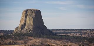 21-year-old climber dies after sustaining 'major injuries' in fall off Devil's Tower