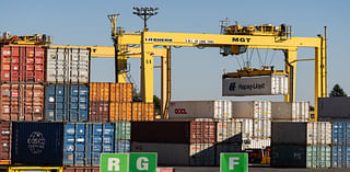 Montreal Dockworkers Vote as Employer Threatens Lockout Sunday Barring Deal